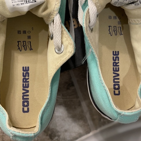 Converse - Picture 3 of 3